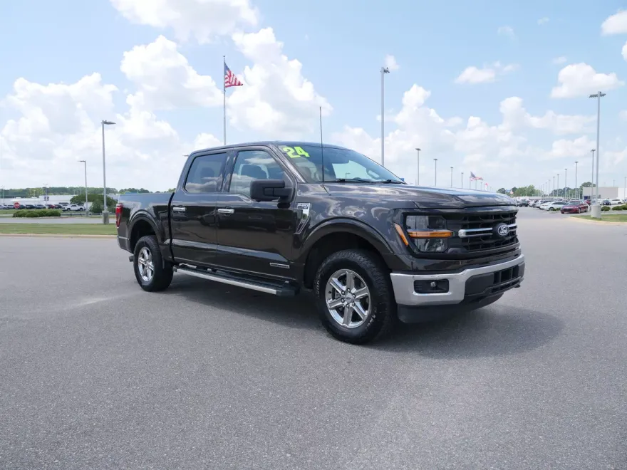 2024 Ford F-150 XLT photo 1