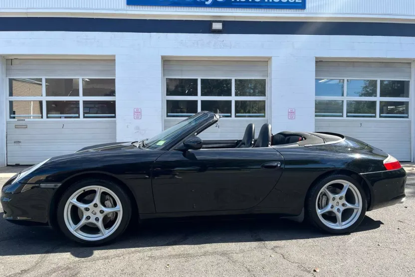 2002 Porsche 911 4 photo 1