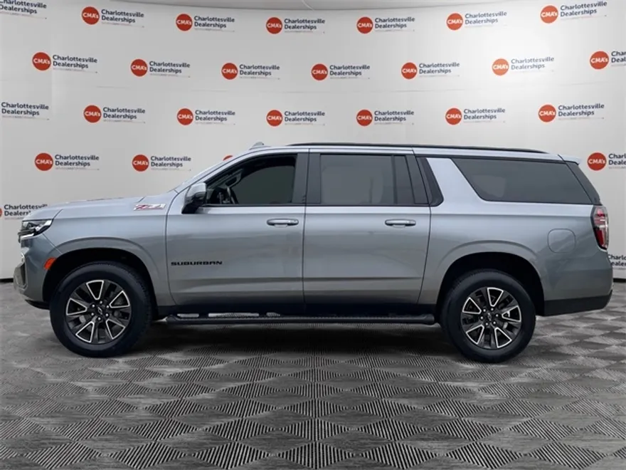 2021 Chevrolet Suburban Z71 photo 1
