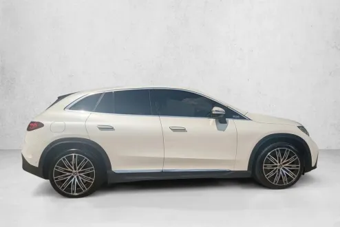 2023 Mercedes Benz EQE SUV 350 photo 3