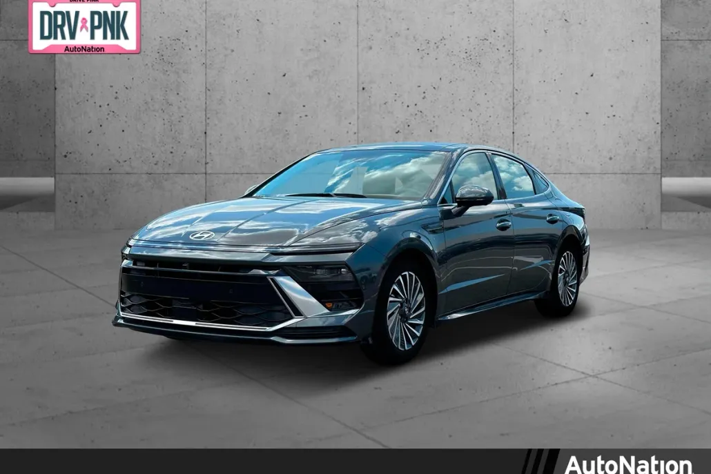 2025 Hyundai Sonata Hybrid Limited photo 1