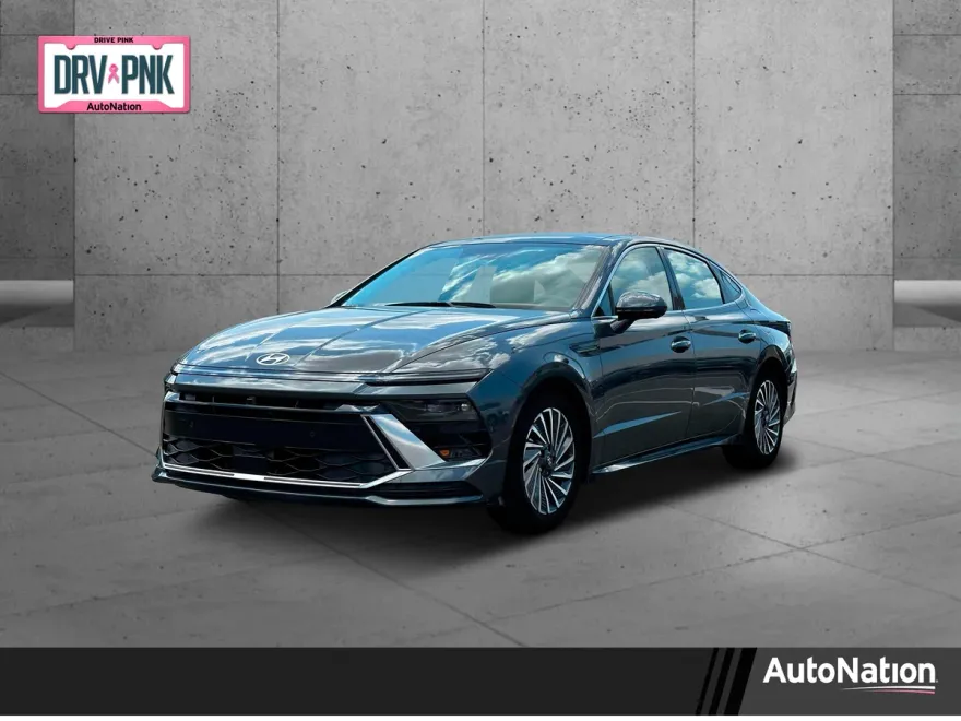 2025 Hyundai Sonata Hybrid Limited photo 1