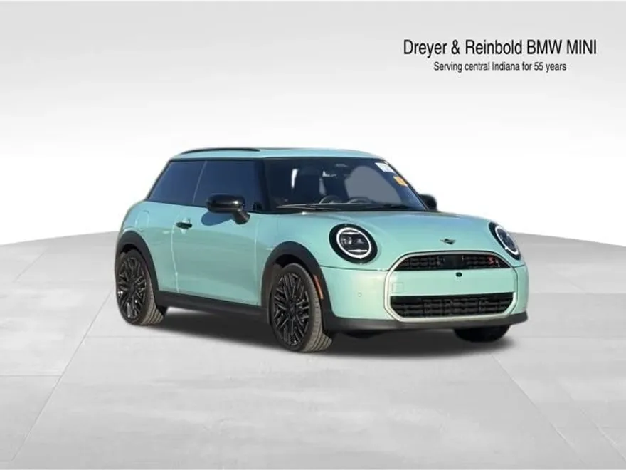 2025 Mini Cooper 2 Door Hardtop Iconic photo 1