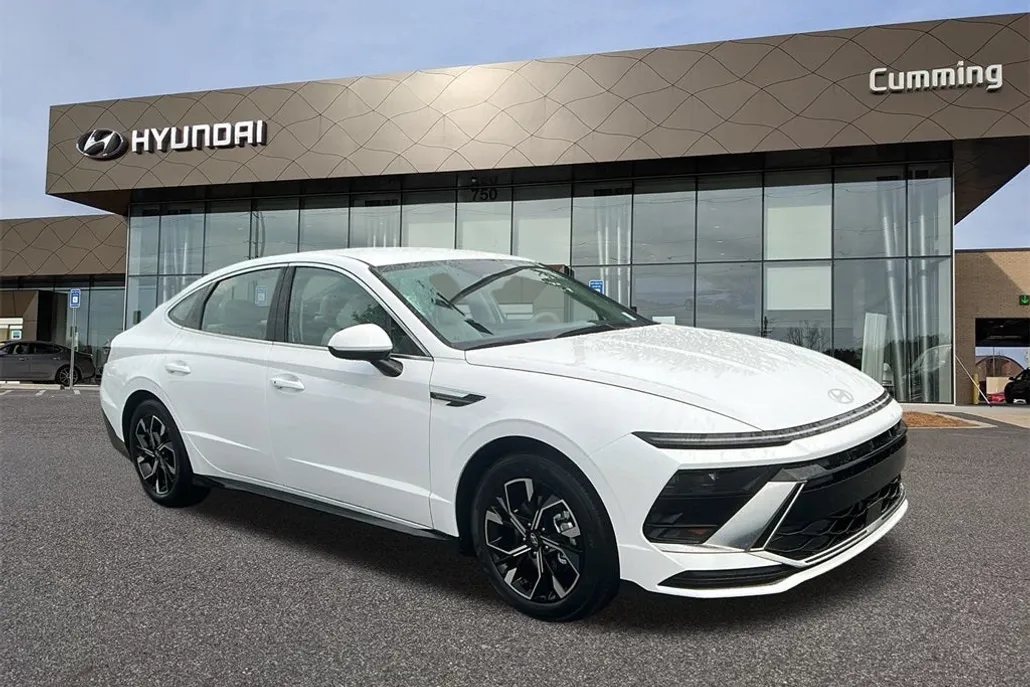 2025 Hyundai Sonata SEL photo 1