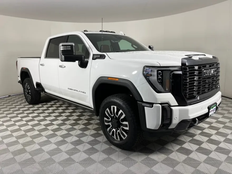 2024 Gmc Sierra 3500 HD Denali Ultimate photo 1