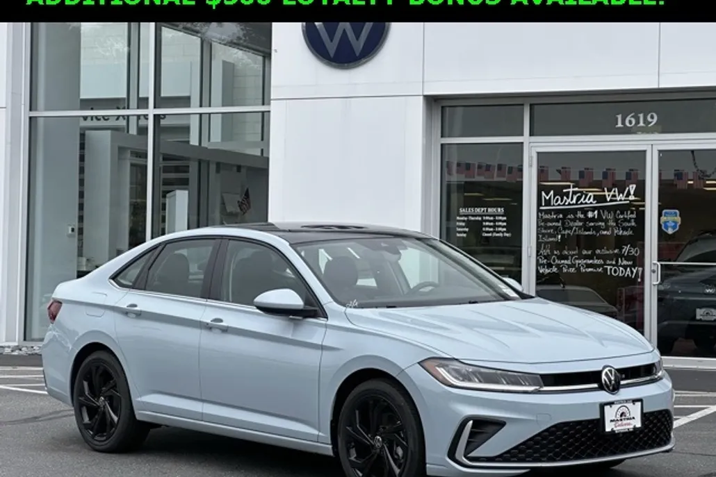 2025 Volkswagen Jetta SE photo 1