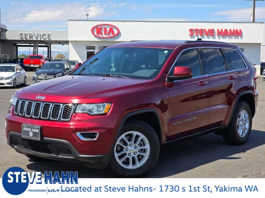 2018 Jeep Grand Cherokee Laredo photo 1