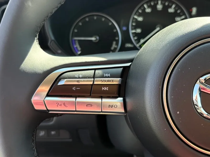 2025 Mazda CX-50 Premium Plus photo 17