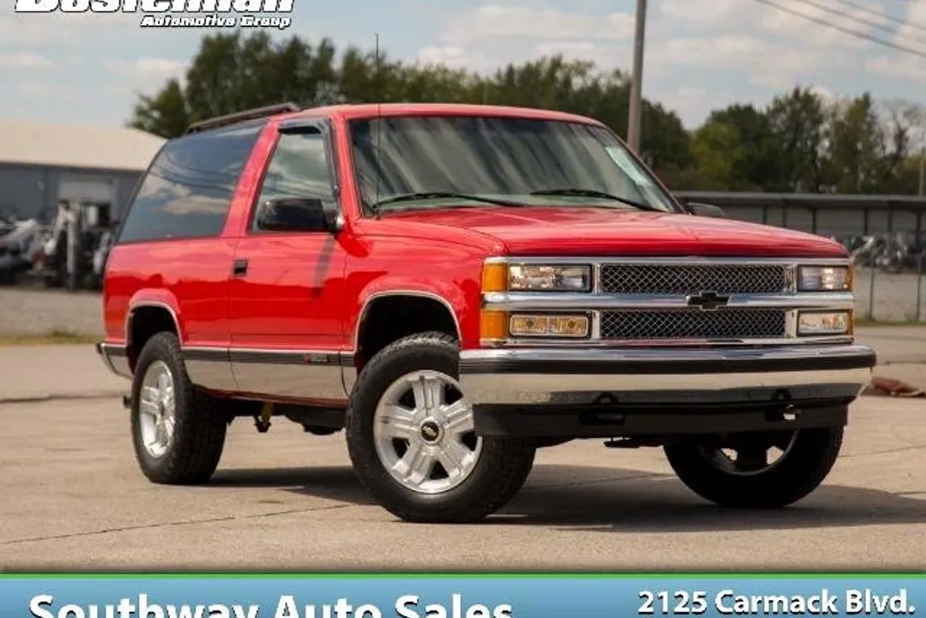 1998 Chevrolet Tahoe photo 1