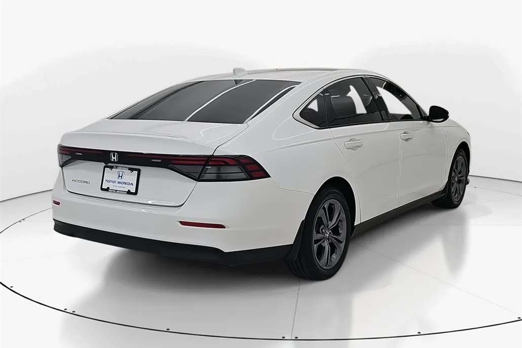 2023 Honda Accord EX photo 1
