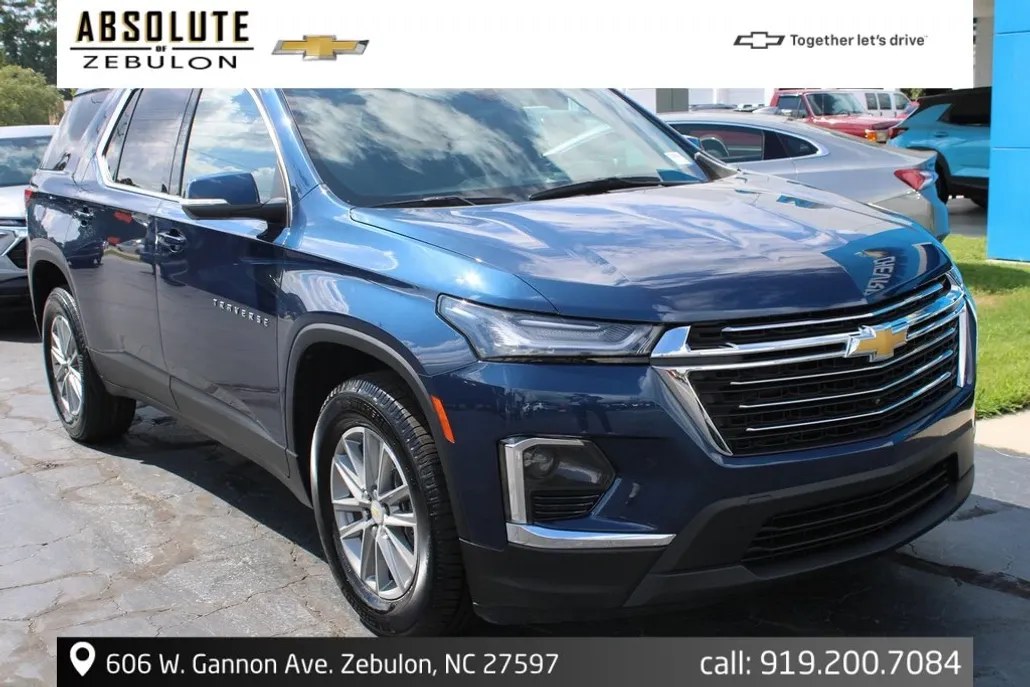 2022 Chevrolet Traverse Cloth photo 1