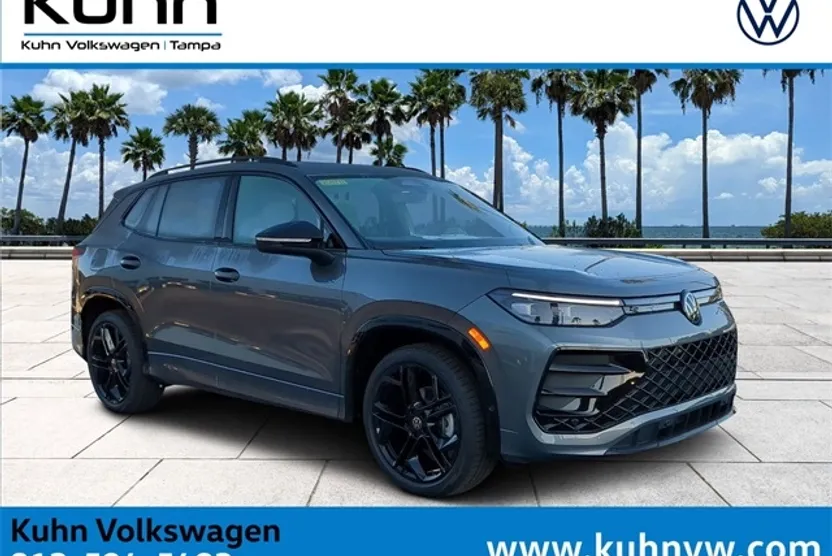 2025 Volkswagen Tiguan SE R-Line Black photo 1
