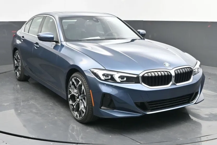 2025 Bmw 330i photo 1
