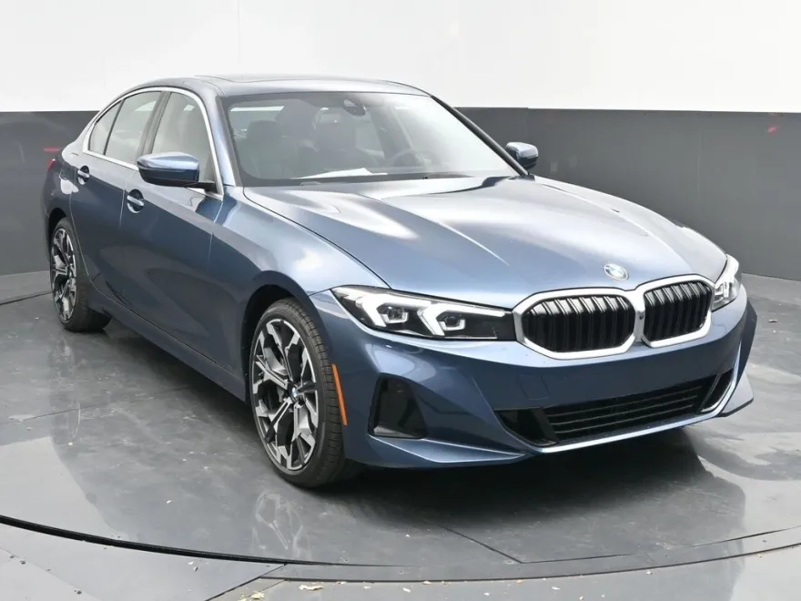 2025 Bmw 330i photo 1