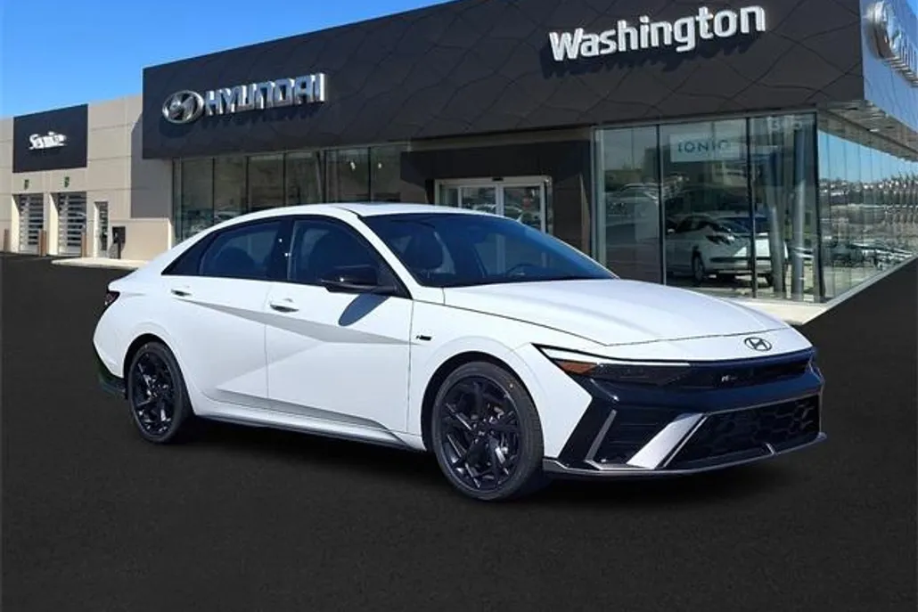 2025 Hyundai Elantra N Line photo 1