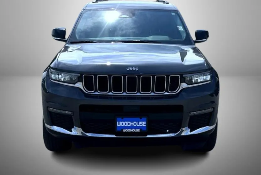 2021 Jeep Grand Cherokee Limited photo 1