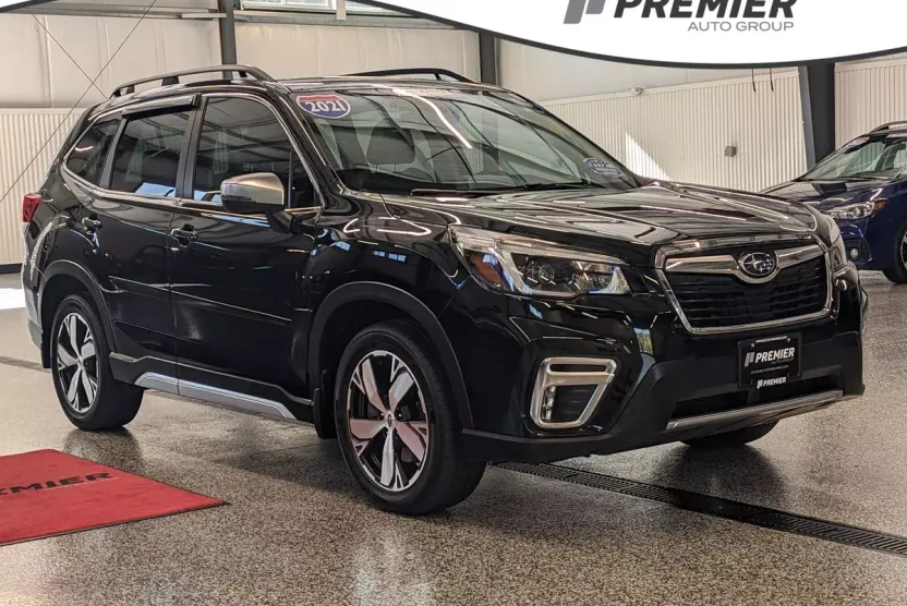 2021 Subaru Forester Touring photo 1
