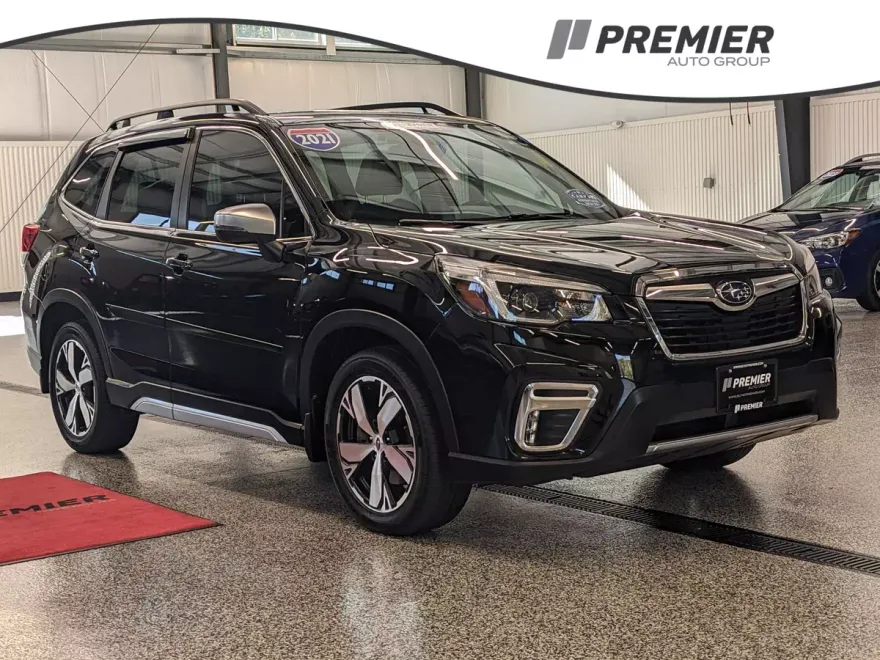 2021 Subaru Forester Touring photo 1