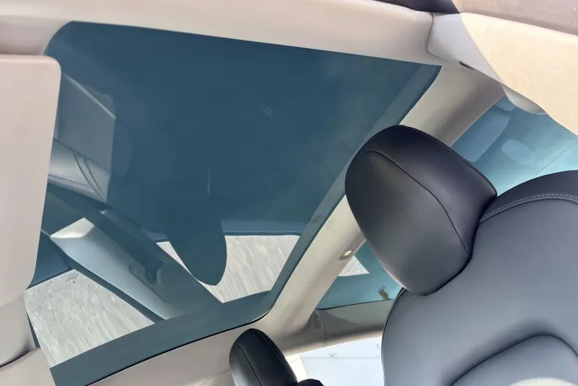 2018 Tesla Model 3 Mid Range photo 1