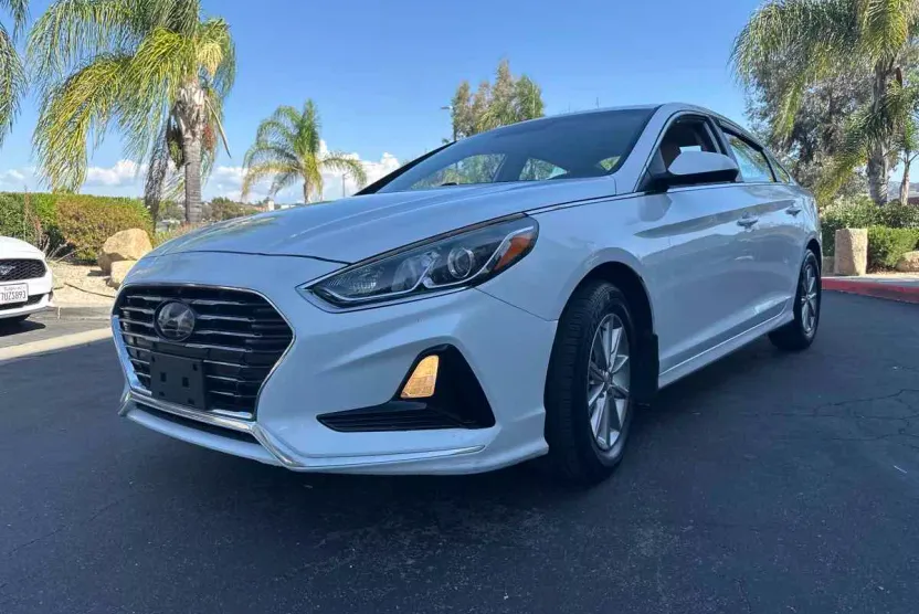 2018 Hyundai Sonata SE photo 1