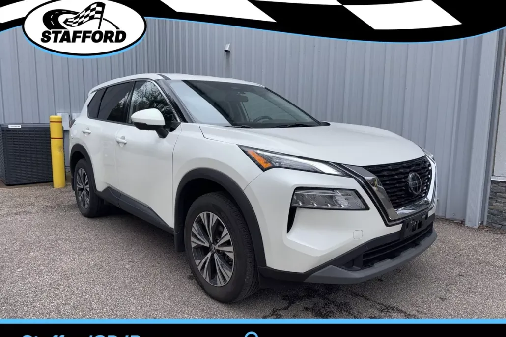 2021 Nissan Rogue SV photo 1