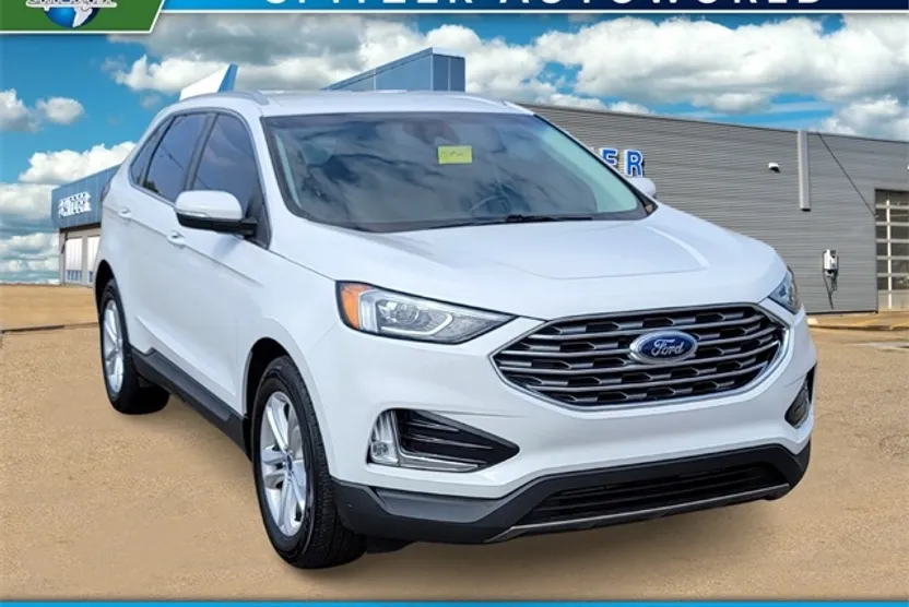 2020 Ford Edge SEL photo 1