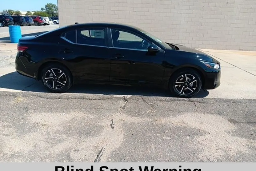 2025 Nissan Sentra SV photo 1