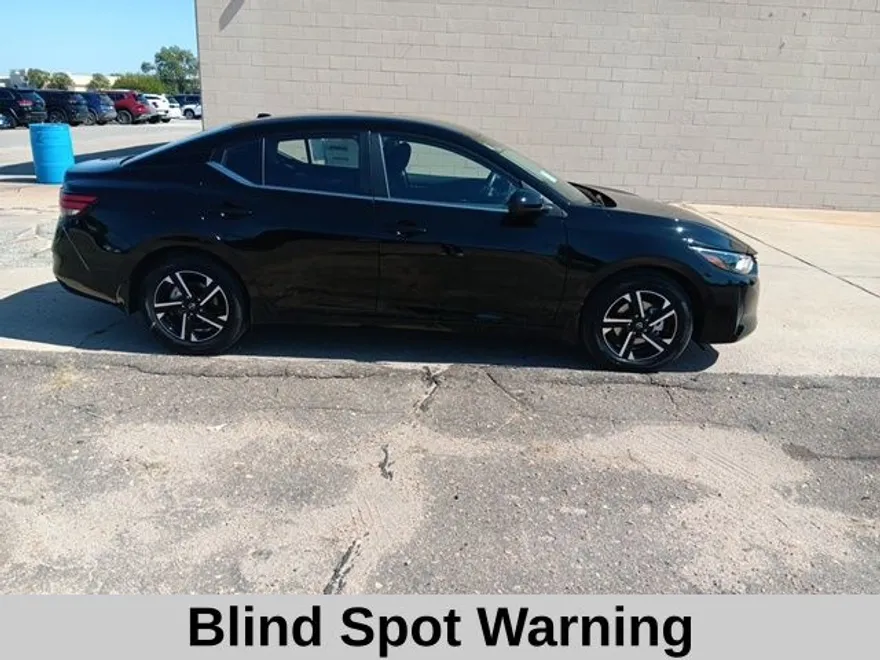 2025 Nissan Sentra SV photo 1
