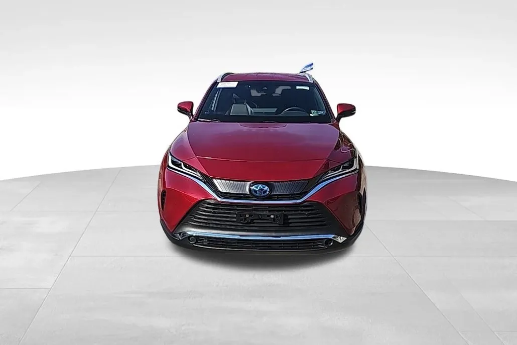 2021 Toyota Venza XLE photo 1