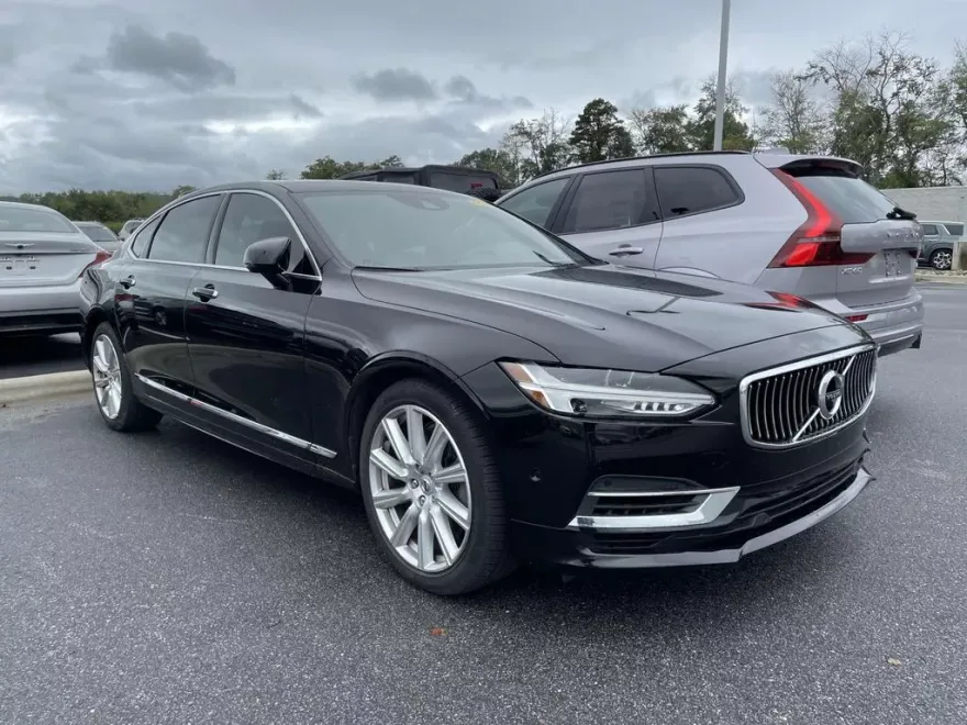 2019 Volvo S90 T8 Inscription photo 1