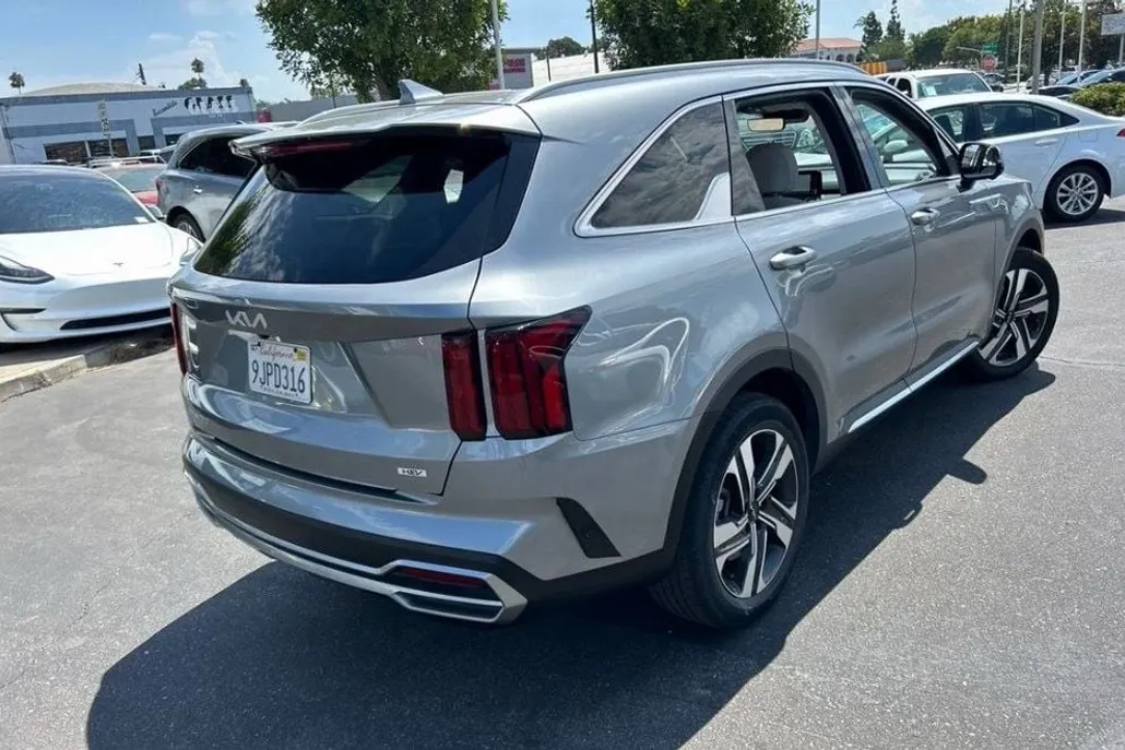 2023 Kia Sorento Hybrid SX Prestige photo 1