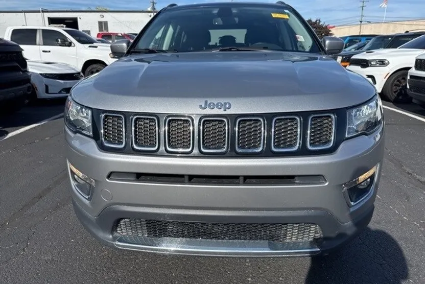 2020 Jeep Compass Limited photo 1