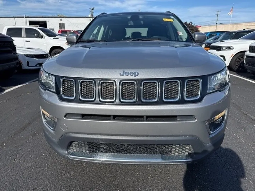 2020 Jeep Compass Limited photo 1