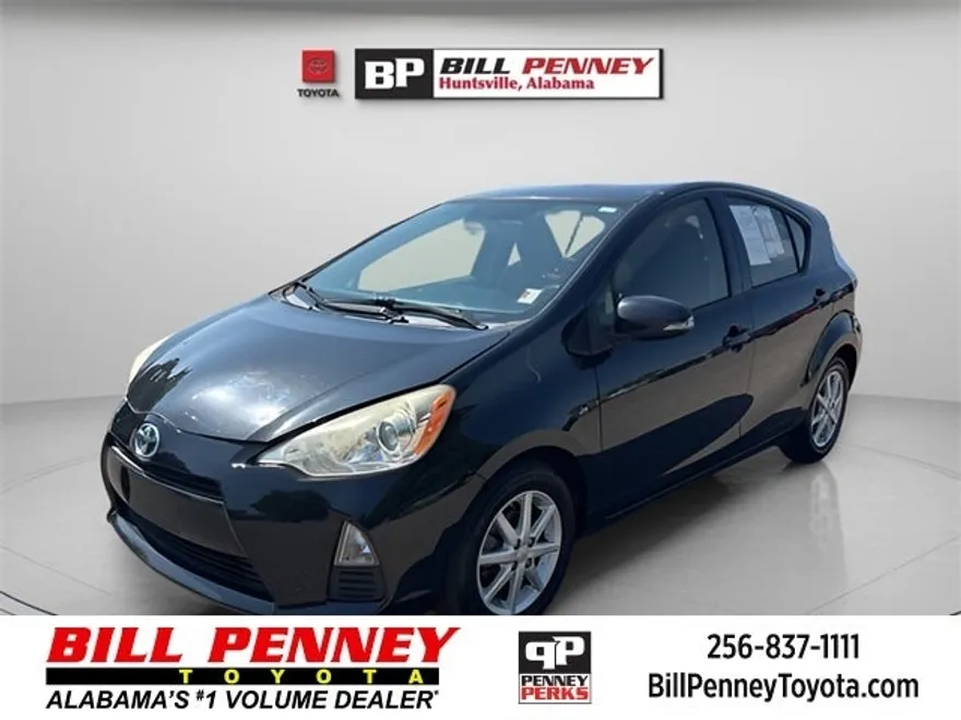 2014 Toyota Prius C Two photo 1