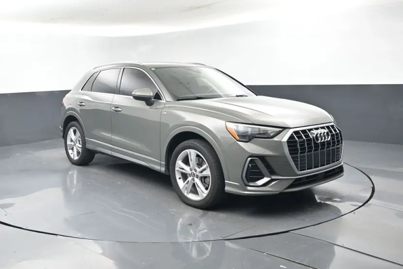 2020 Audi Q3 Premium S line photo 1