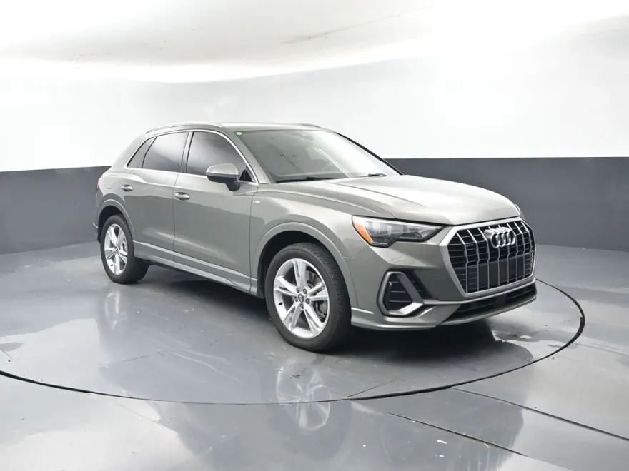 2020 Audi Q3 Premium S line photo 1
