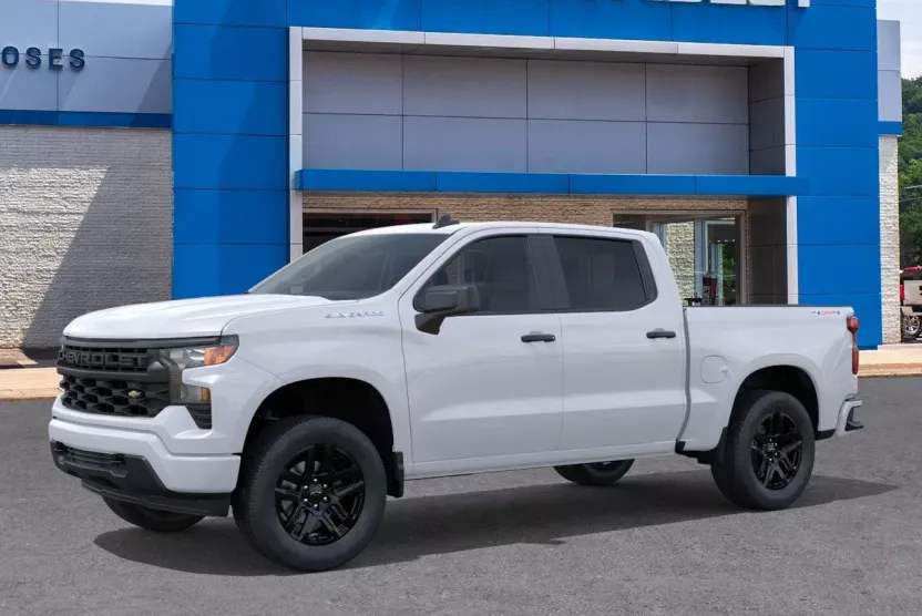 2026 Chevrolet Silverado 1500 Custom photo 1