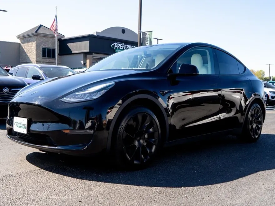 2020 Tesla Model Y Long Range photo 1