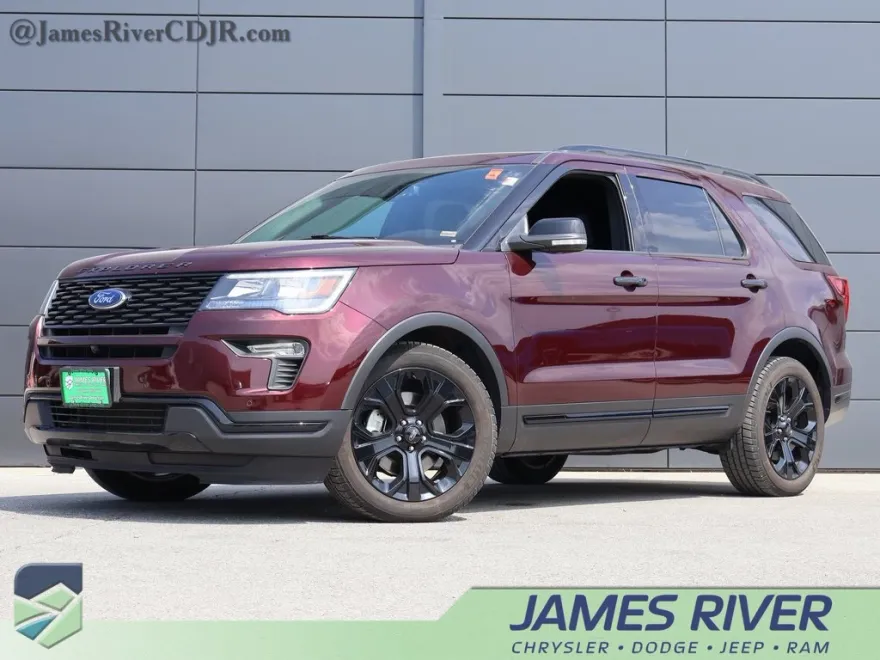 2019 Ford Explorer Sport photo 1