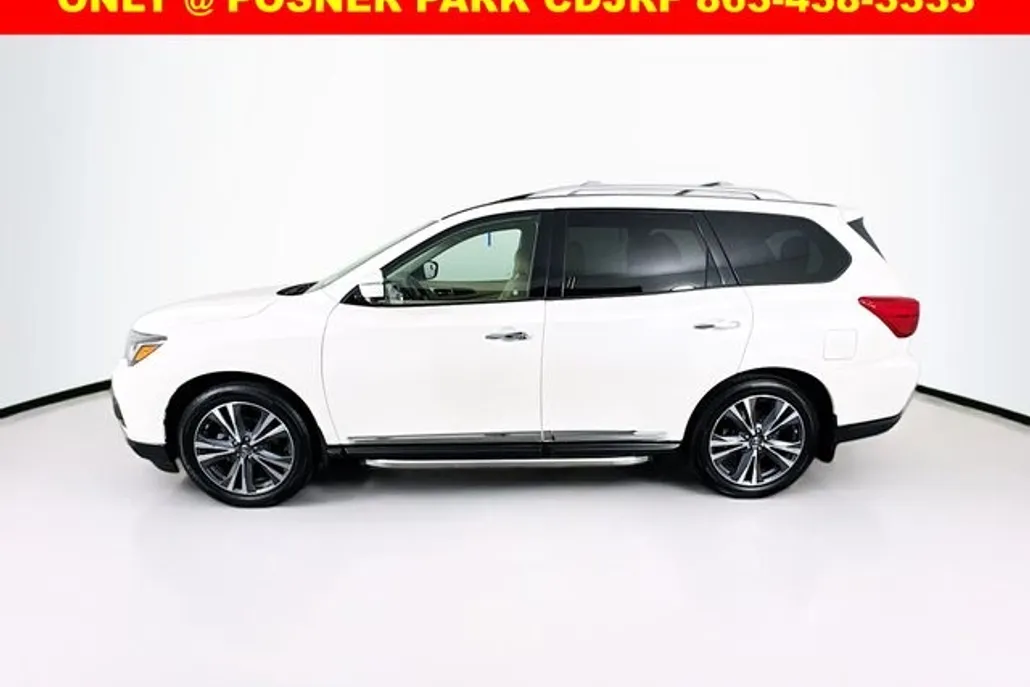 2019 Nissan Pathfinder Platinum photo 1