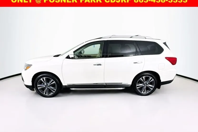 2019 Nissan Pathfinder Platinum photo 1