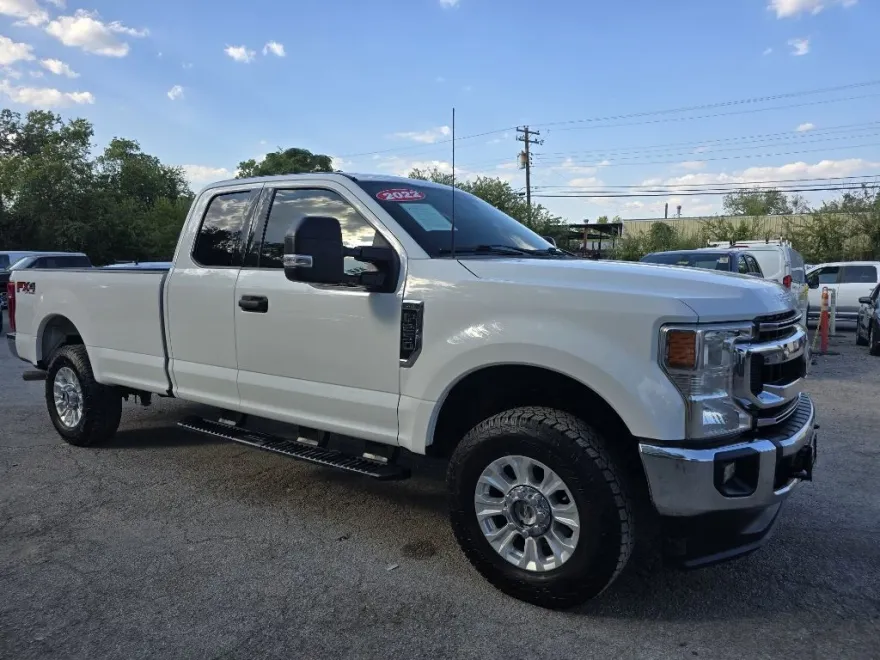2022 Ford F-250 XL photo 1
