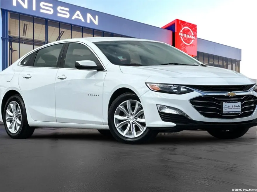 2023 Chevrolet Malibu 1LT photo 1
