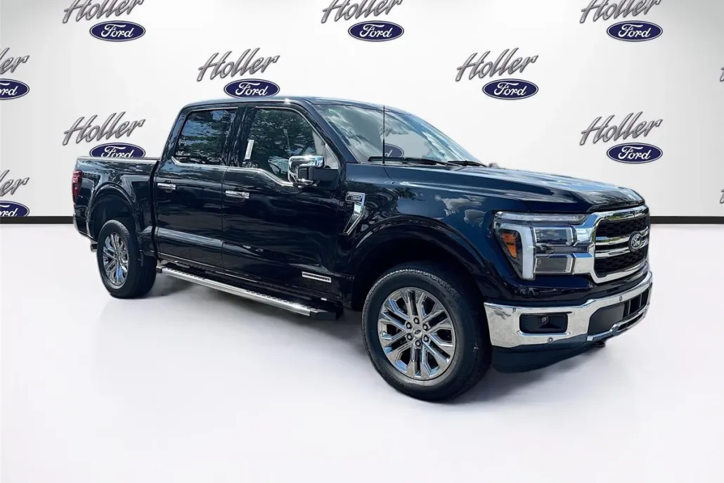 2025 Ford F-150 Lariat photo 1
