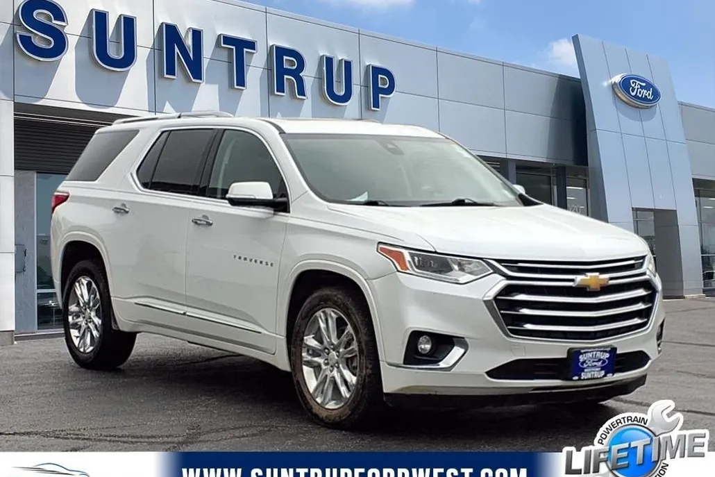 2019 Chevrolet Traverse High Country photo 1