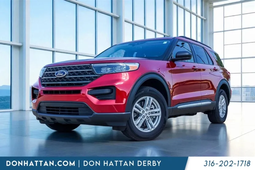 2023 Ford Explorer XLT photo 1