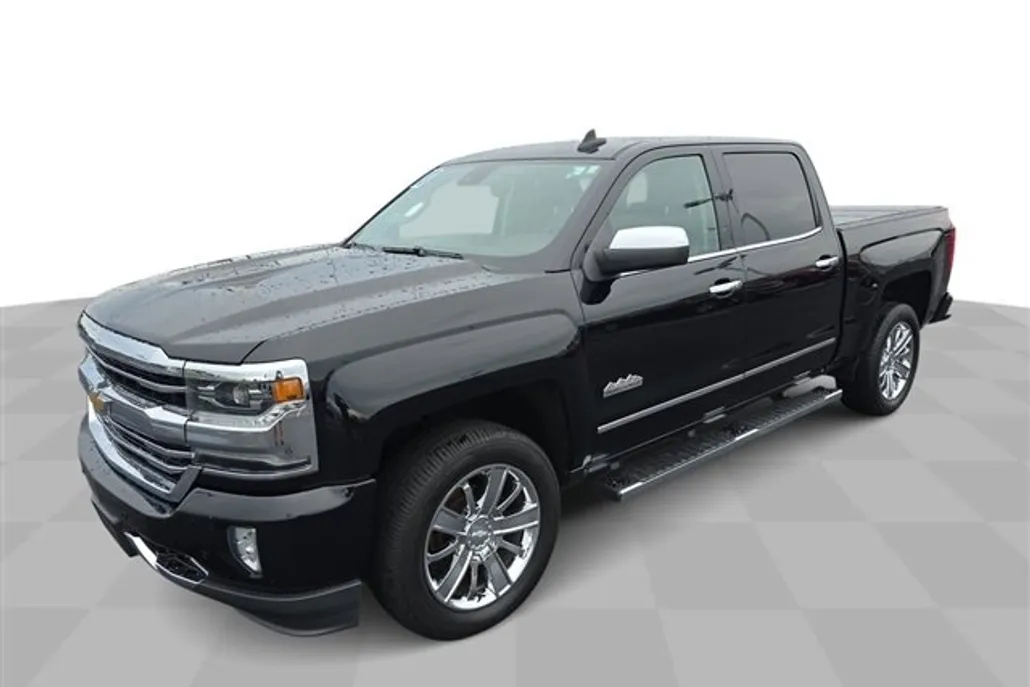 2018 Chevrolet Silverado 1500 High Country photo 1