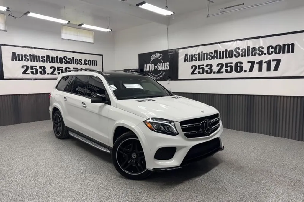2017 Mercedes Benz GLS 550 photo 1