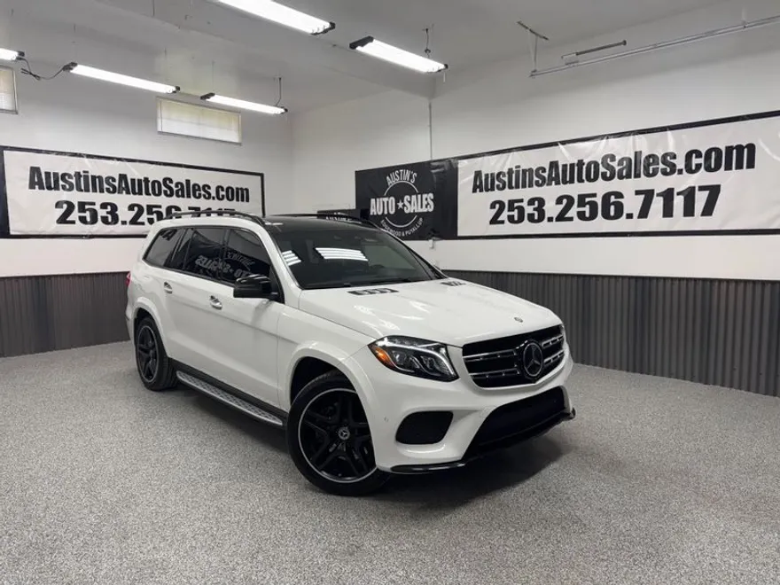 2017 Mercedes Benz GLS 550 photo 1