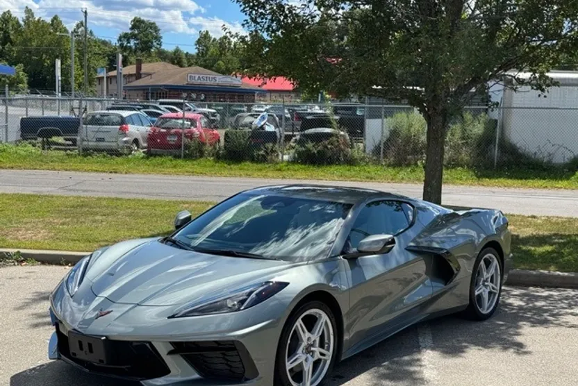 2024 Chevrolet Corvette Stingray photo 1